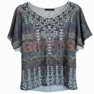 Blue Horizon Trendy Multicolor Geometric Short Sleeve Top